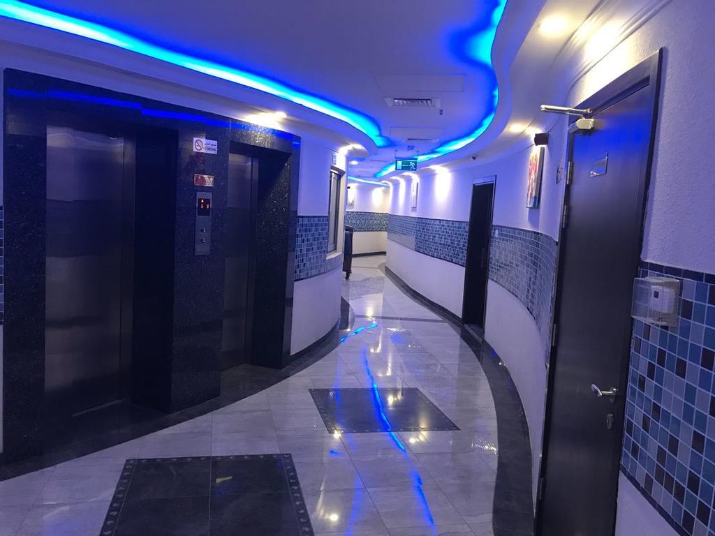 Al Waleed Palace Hotel Apartment Al Barsha Dubai Exterior foto